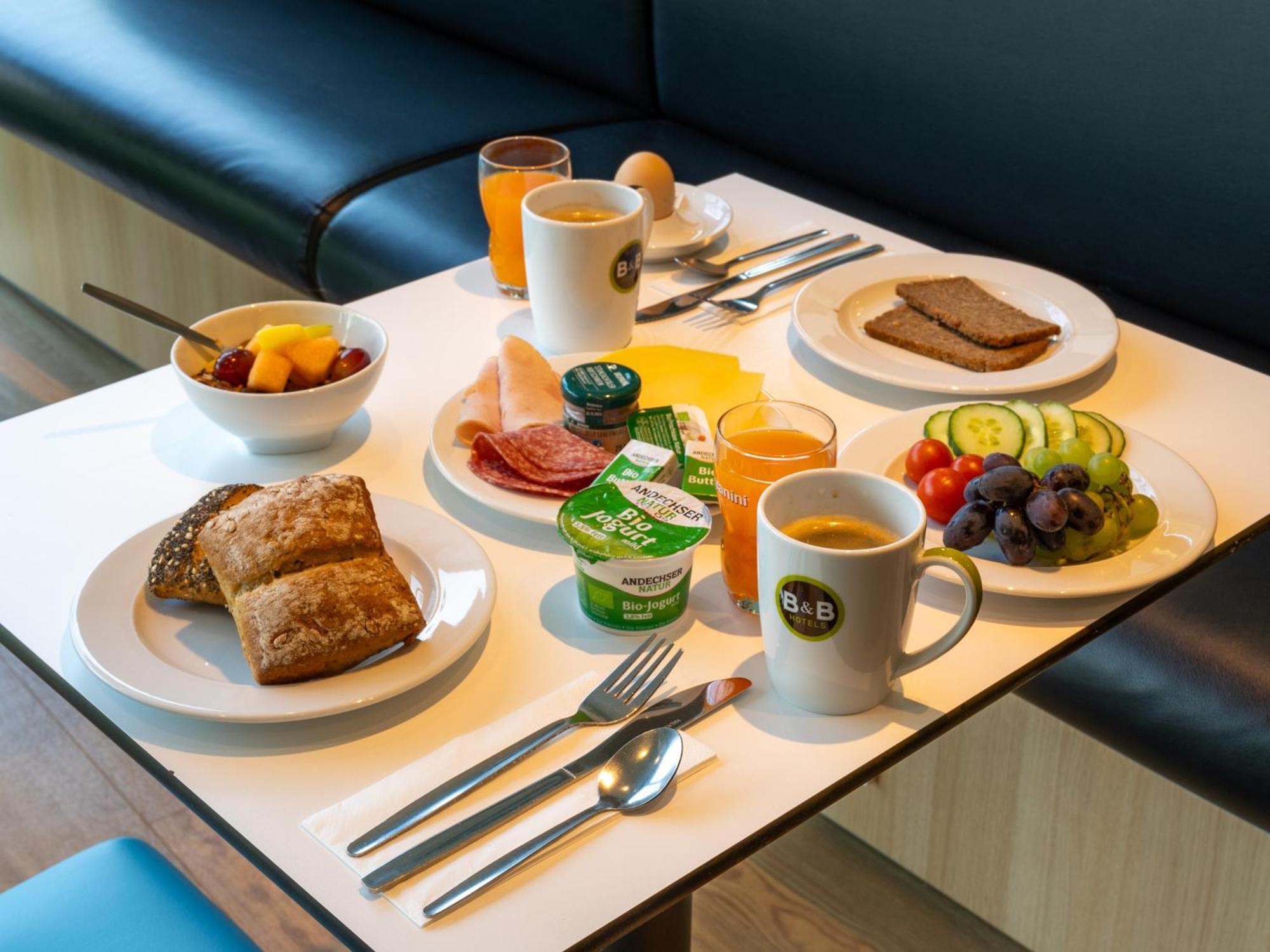 B&B Hotel Goettingen-City Esterno foto